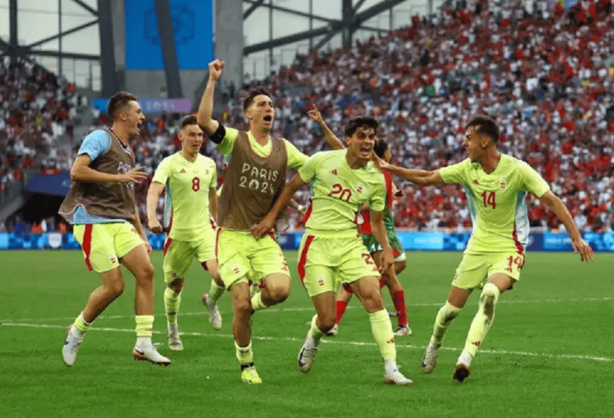 战术部署得当,球队成功晋级决赛 战术部署得当,球队成功晋级决赛